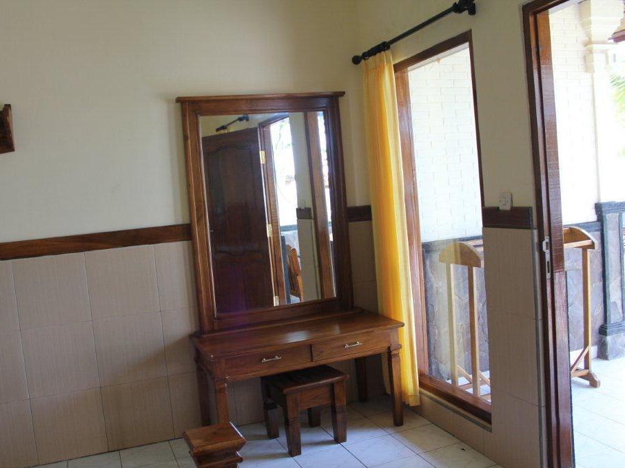 Tanjung Alam Hotel Lovina Eksteriør billede
